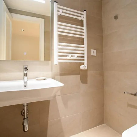 Bernabeu Exclusive En Madrid Apartment Exterior photo